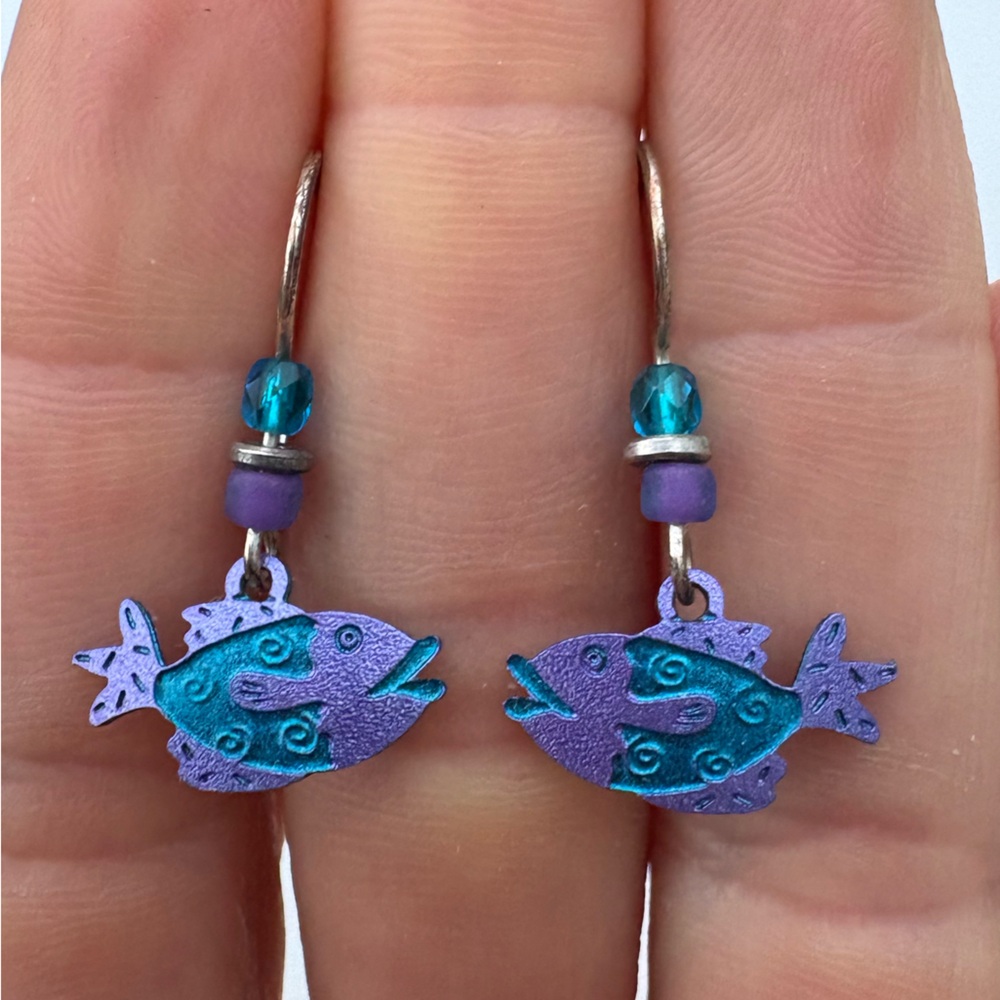 Oilslick iridescent handmade earrings fish dainty one of a kind blue purple - Picture 5 of 8